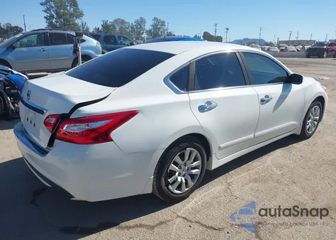 2016 Nissan Altima 2.5 S z USA, uszkodzony, nr VIN 1N4AL3AP7GC208402